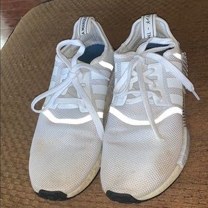 white Adidas nmds
